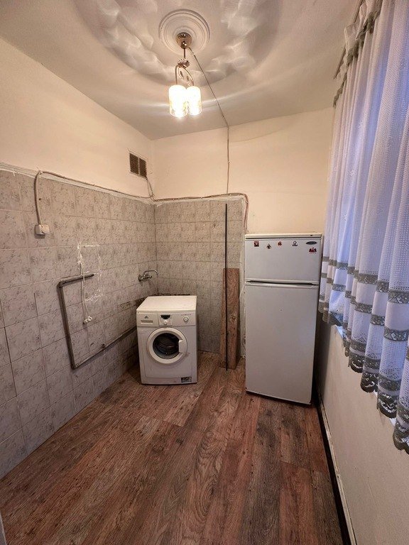 Satılır 2 otaqlı köhnə tikili, 55 m², Memar Əcəmi m.-3