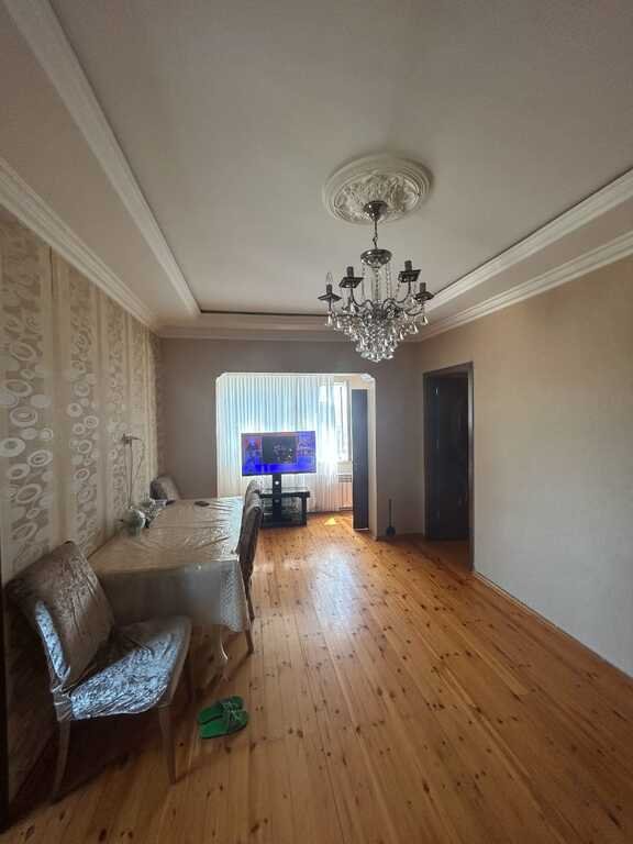Satılır 2 otaqlı köhnə tikili, 45 m², Həzi Aslanov m.-2