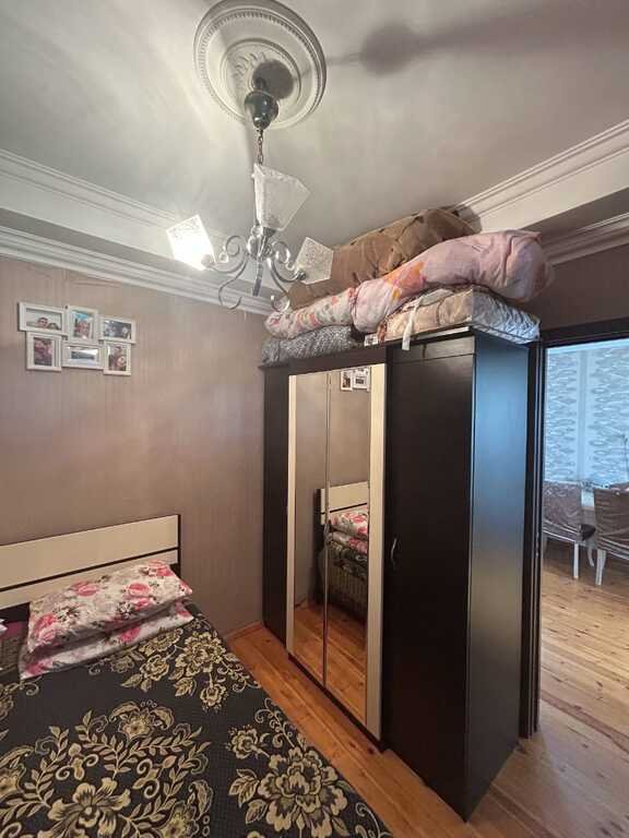Satılır 2 otaqlı köhnə tikili, 45 m², Həzi Aslanov m.-14
