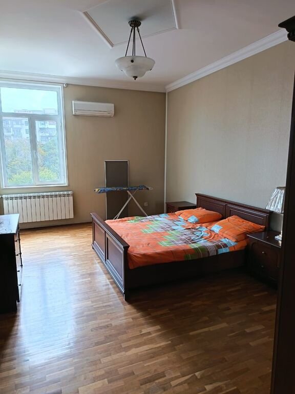 Kirayə verilir 2 otaqlı yeni tikili, 80 m², 28 May m.-2