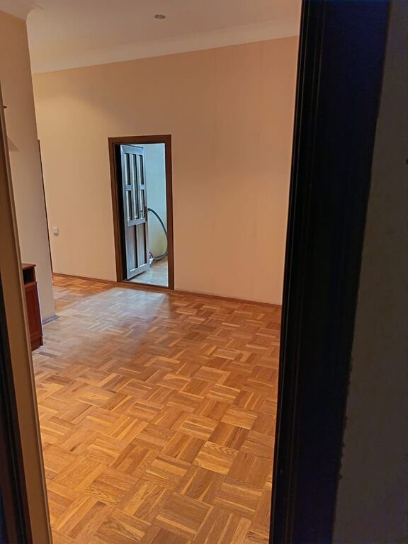 Kirayə verilir 2 otaqlı yeni tikili, 80 m², 28 May m.-7