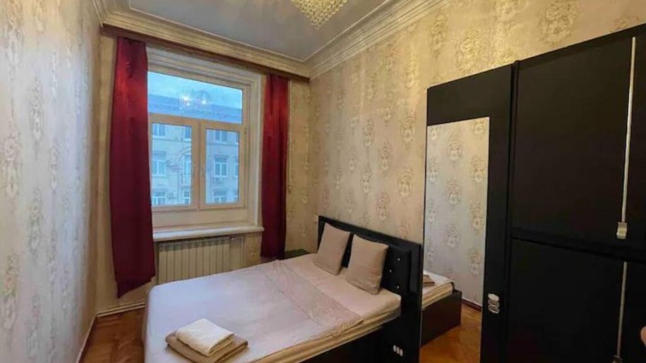 Kirayə verilir 2 otaqlı köhnə tikili, 50 m², Elmlər Akademiyası m.-4
