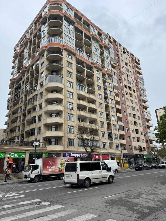 Satılır 3 otaqlı yeni tikili, 137 m², Elmlər Akademiyası m.-1
