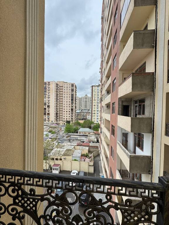 Satılır 3 otaqlı yeni tikili, 137 m², Elmlər Akademiyası m.-17