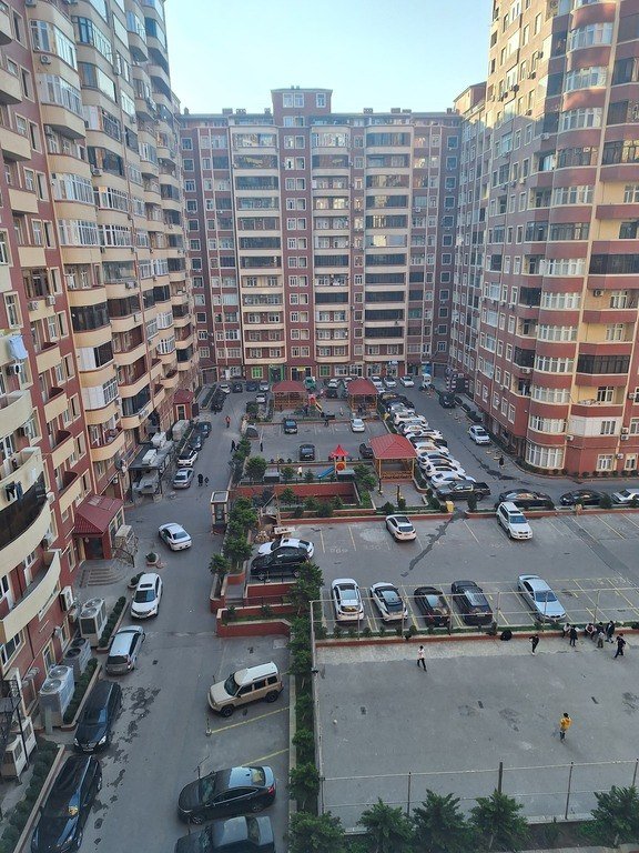 Satılır 3 otaqlı yeni tikili, 150 m², 8-ci mikrorayon-1