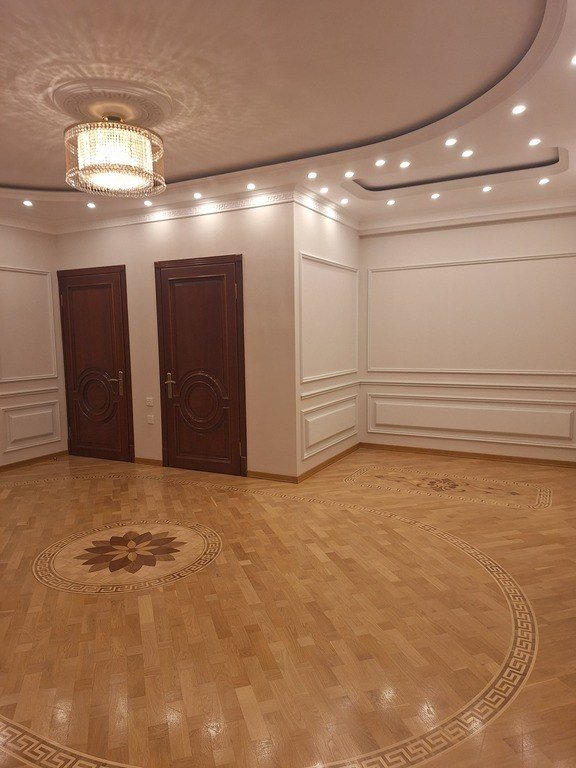 Satılır 3 otaqlı yeni tikili, 150 m², 8-ci mikrorayon-15