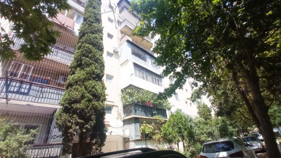 Satılır 2 otaqlı köhnə tikili, 65 m², Xətai m.-1