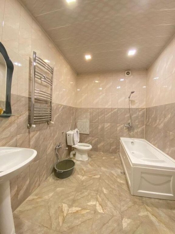 Satılır 3 otaqlı yeni tikili, 110 m², İnşaatçılar m.-9
