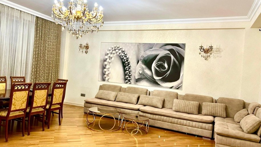 Satılır 4 otaqlı yeni tikili, 210 m², Nəsimi-2