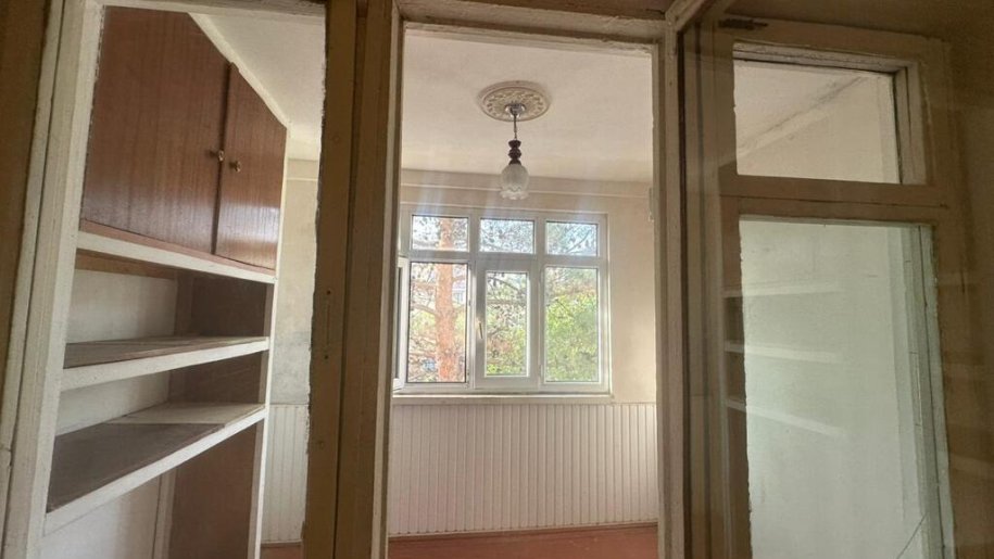 Kirayə verilir 2 otaqlı köhnə tikili, 55 m², Xalqlar dostluğu m.-5