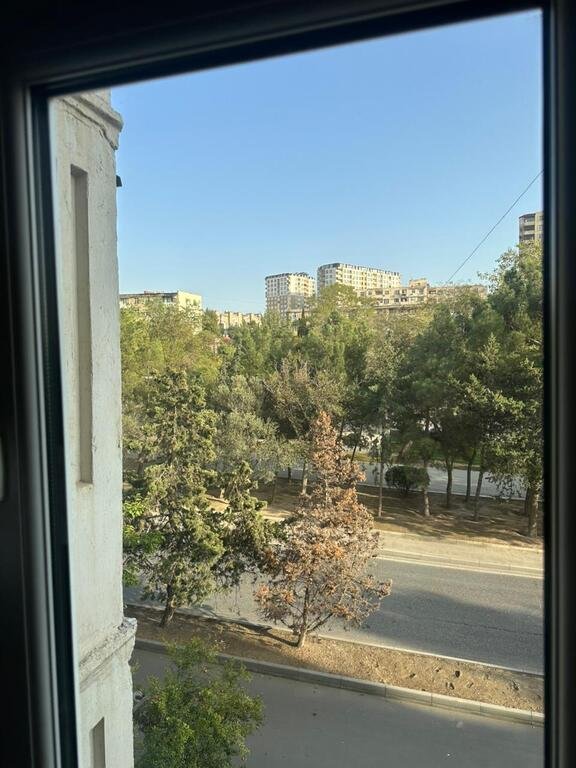 Kirayə verilir 2 otaqlı köhnə tikili, 55 m², Xalqlar dostluğu m.-10