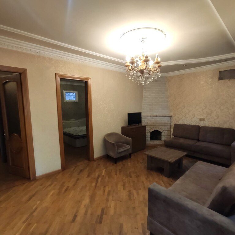 Kirayə verilir 3 otaqlı köhnə tikili, 90 m², Nərimanov-1