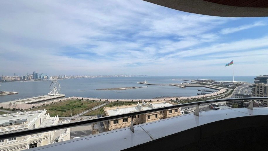 Satılır 4 otaqlı yeni tikili, 303 m², Bayıl-14