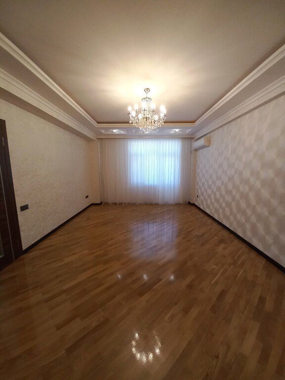 Satılır 2 otaqlı yeni tikili, 80 m², Xalqlar dostluğu m.-2
