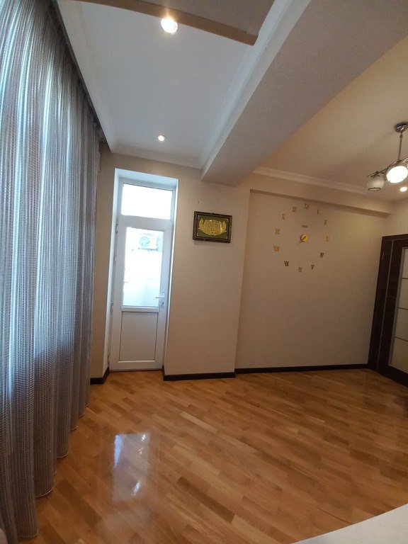 Satılır 2 otaqlı yeni tikili, 80 m², Xalqlar dostluğu m.-12
