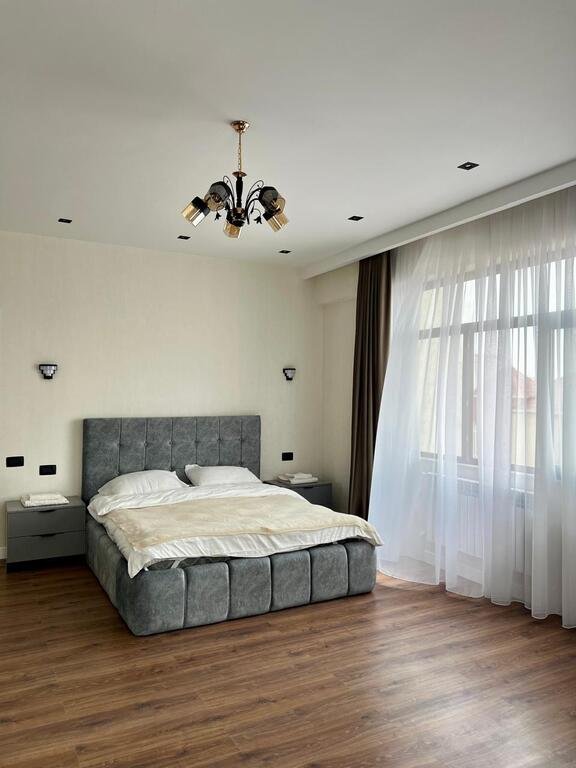Kirayə verilir 3 otaqlı yeni tikili, 140 m², Xətai m.-8