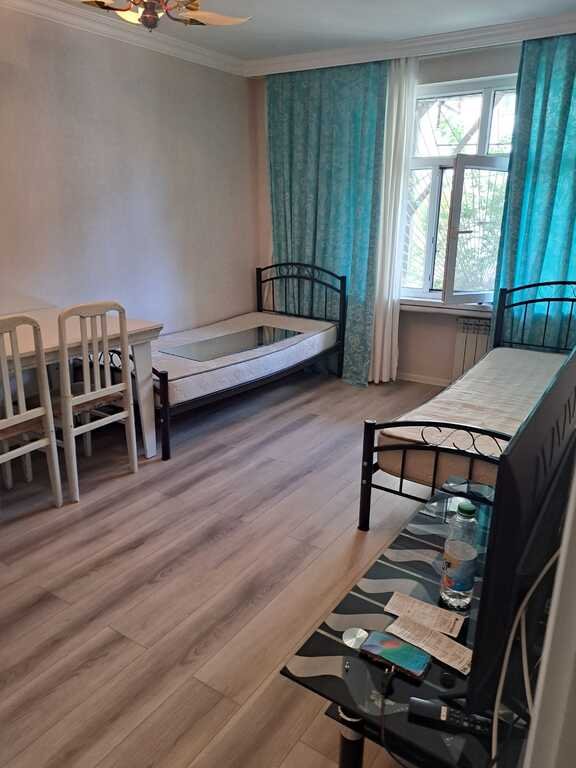 Satılır 2 otaqlı köhnə tikili, 50 m², Elmlər Akademiyası m.-2