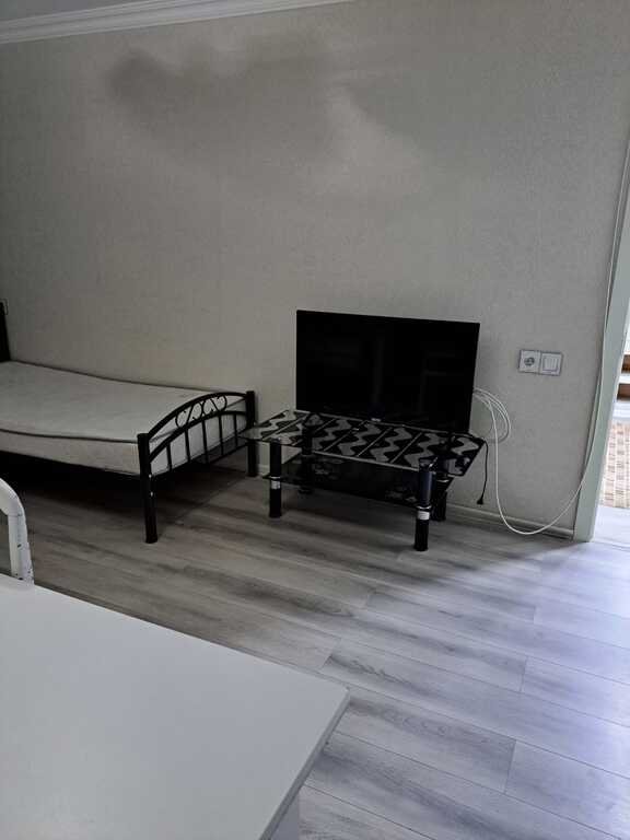 Satılır 2 otaqlı köhnə tikili, 50 m², Elmlər Akademiyası m.-3