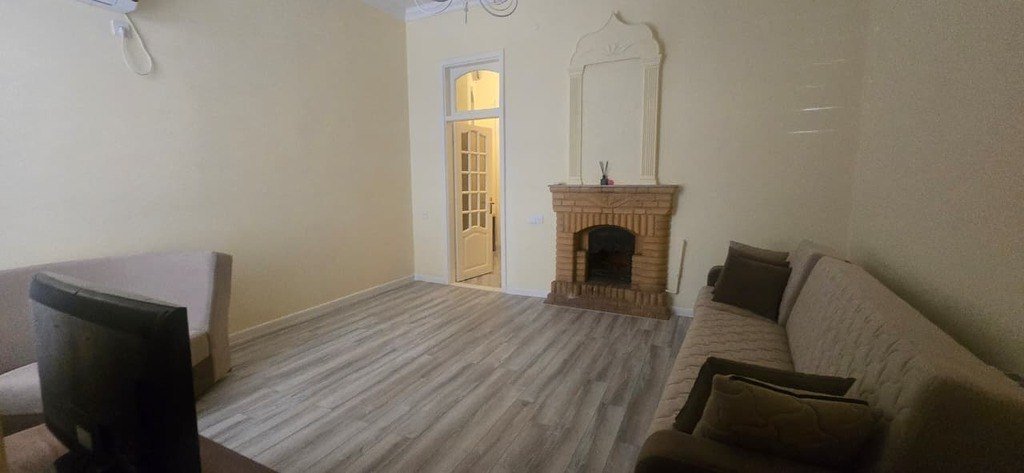 Kirayə verilir 3 otaqlı köhnə tikili, 60 m², İçərişəhər m.-2