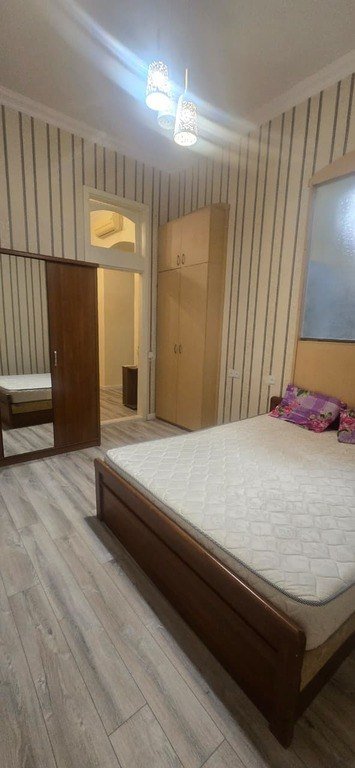 Kirayə verilir 3 otaqlı köhnə tikili, 60 m², İçərişəhər m.-5