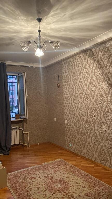 Kirayə verilir 3 otaqlı köhnə tikili, 110 m², 8 noyabr-12
