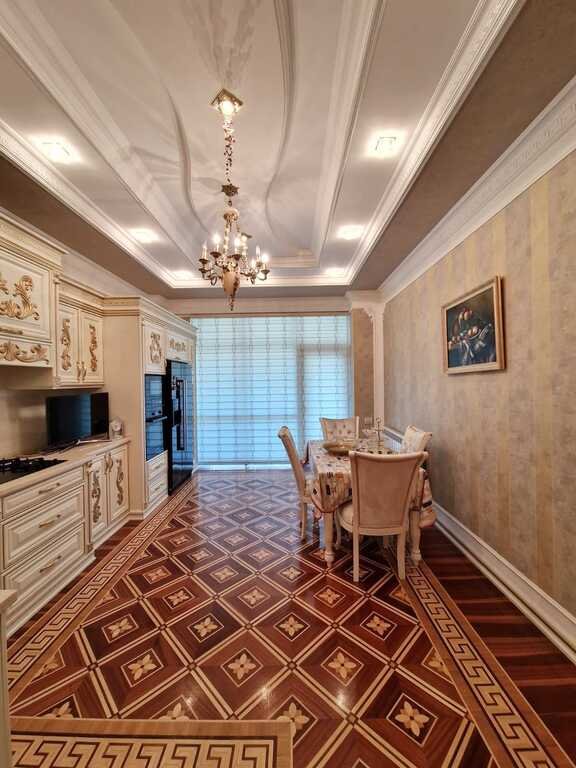 Satılır 4 otaqlı yeni tikili, 250 m², Nizami m.-19