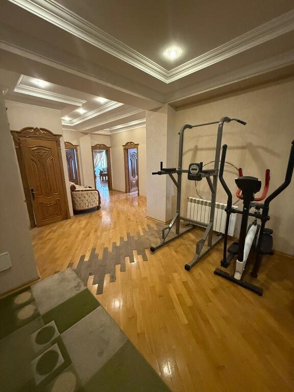 Satılır 3 otaqlı yeni tikili, 135 m², İnşaatçılar m.-4
