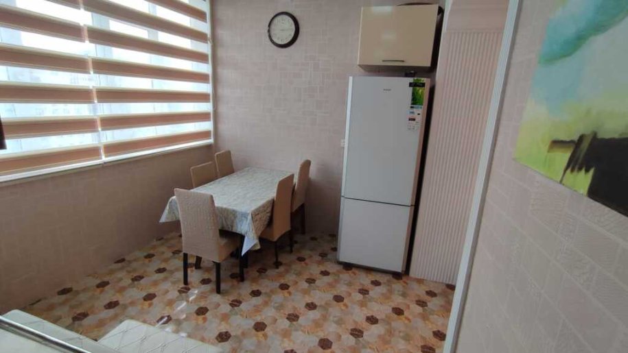 Kirayə verilir 2 otaqlı yeni tikili, 65 m², 28 May m.-6