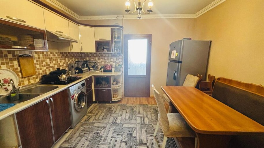 Satılır 4 otaqlı köhnə tikili, 85 m², Bakıxanov (Razin)-11