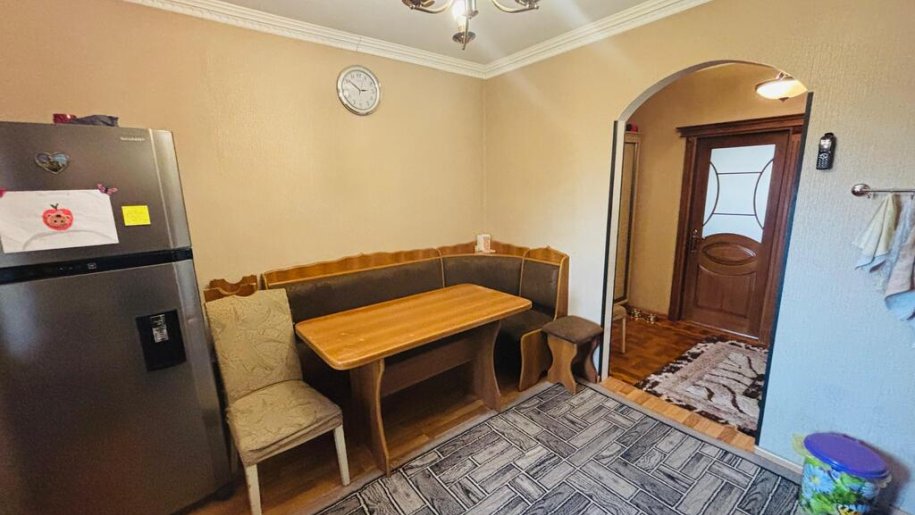 Satılır 4 otaqlı köhnə tikili, 85 m², Bakıxanov (Razin)-12