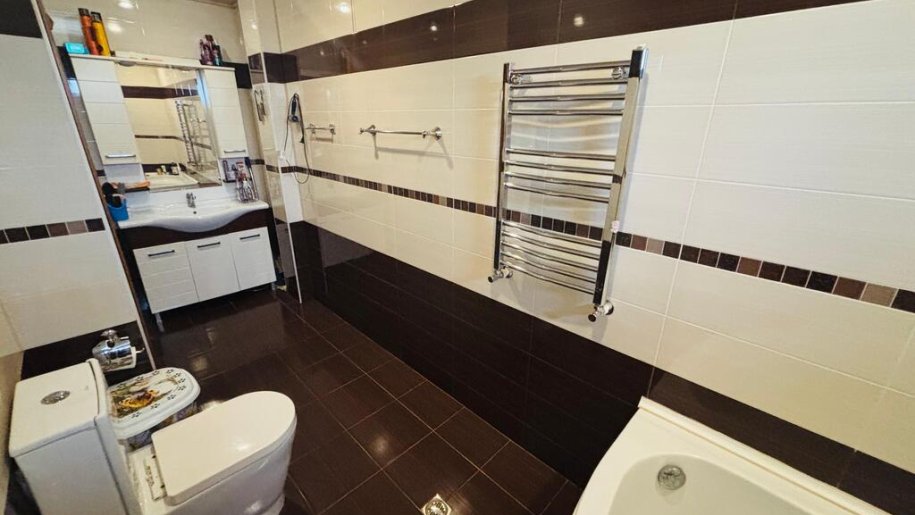 Satılır 4 otaqlı köhnə tikili, 85 m², Bakıxanov (Razin)-22