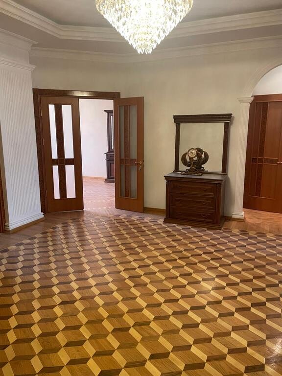 Kirayə verilir 3 otaqlı yeni tikili, 160 m², Nizami m.-1