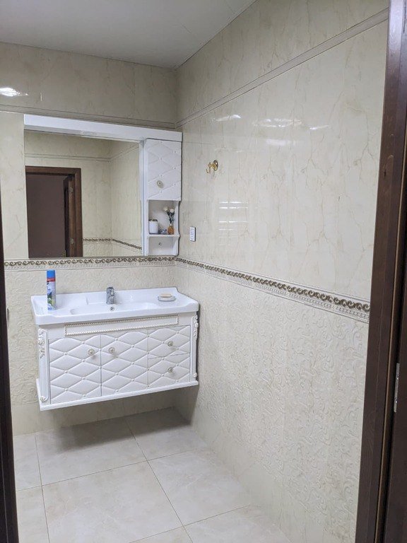 Kirayə verilir 3 otaqlı yeni tikili, 185 m², Nəsimi-11