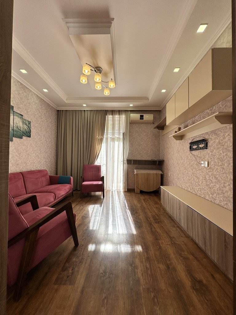 Kirayə verilir 1 otaqlı köhnə tikili, 42 m², Sahil m.-7