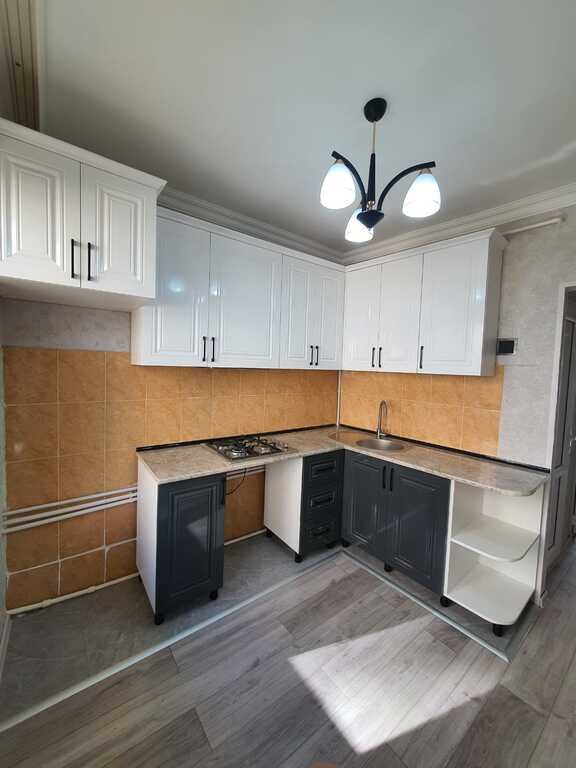 Satılır 3 otaqlı köhnə tikili, 80 m², Bakıxanov (Razin)-14