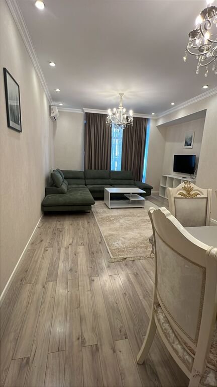 Kirayə verilir 3 otaqlı yeni tikili, 155 m², 8 noyabr-1