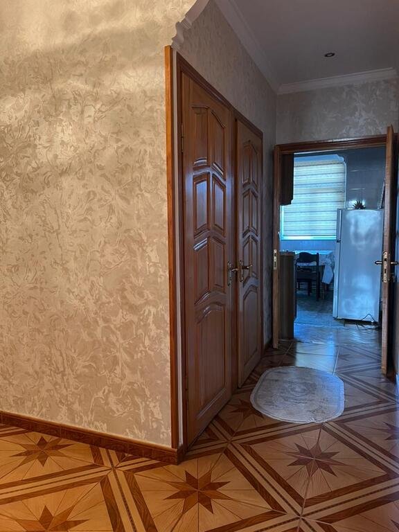 Kirayə verilir 2 otaqlı köhnə tikili, 65 m², Xalqlar dostluğu m.-7