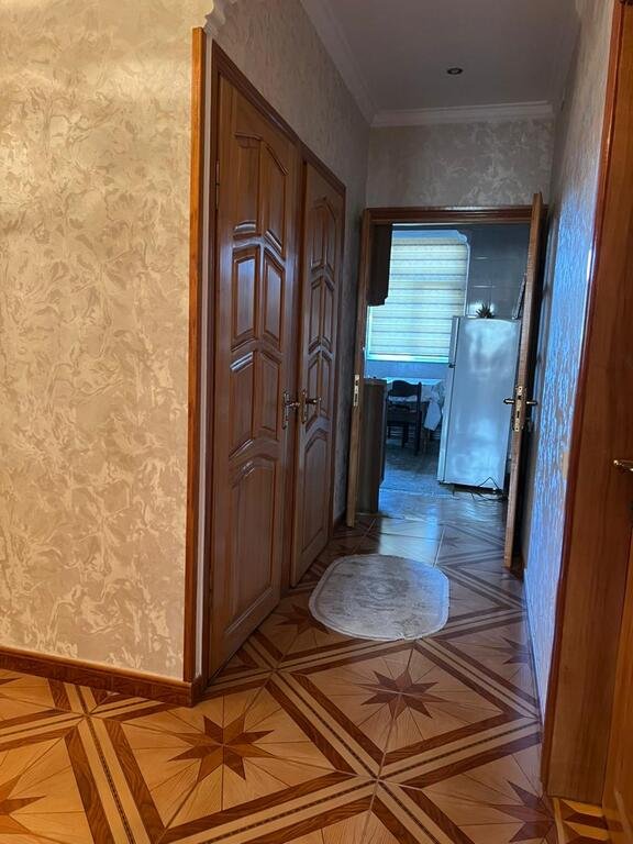 Kirayə verilir 2 otaqlı köhnə tikili, 65 m², Xalqlar dostluğu m.-10