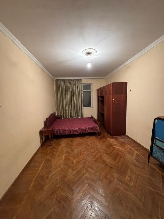 Satılır 2 otaqlı köhnə tikili, 43 m², Memar Əcəmi m.-5