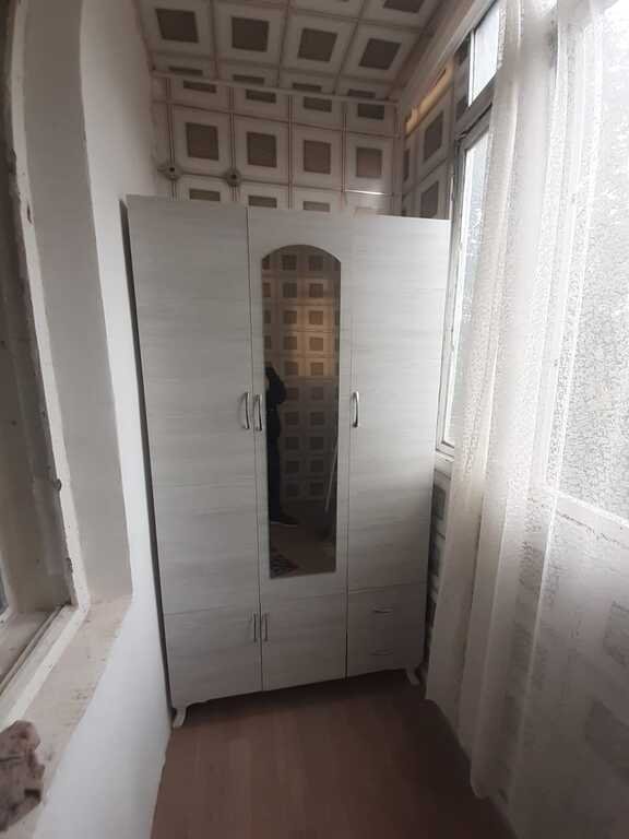 Kirayə verilir 1 otaqlı köhnə tikili, 20 m², Elmlər Akademiyası m.-8