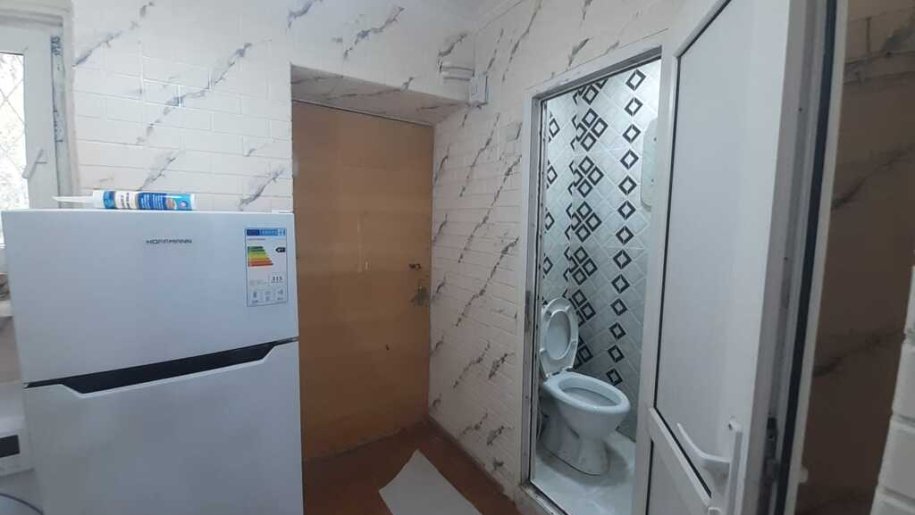 Kirayə verilir 1 otaqlı köhnə tikili, 20 m², Elmlər Akademiyası m.-10