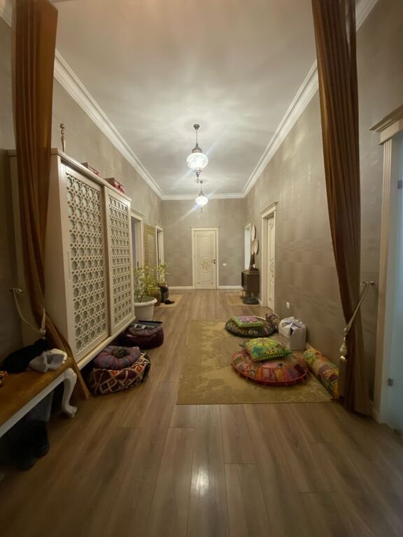 Satılır 4 otaqlı yeni tikili, 157 m², İnşaatçılar m.-1