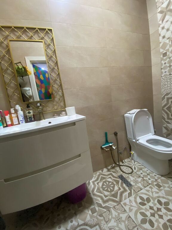 Satılır 4 otaqlı yeni tikili, 157 m², İnşaatçılar m.-5