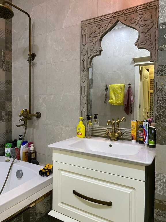 Satılır 4 otaqlı yeni tikili, 157 m², İnşaatçılar m.-10