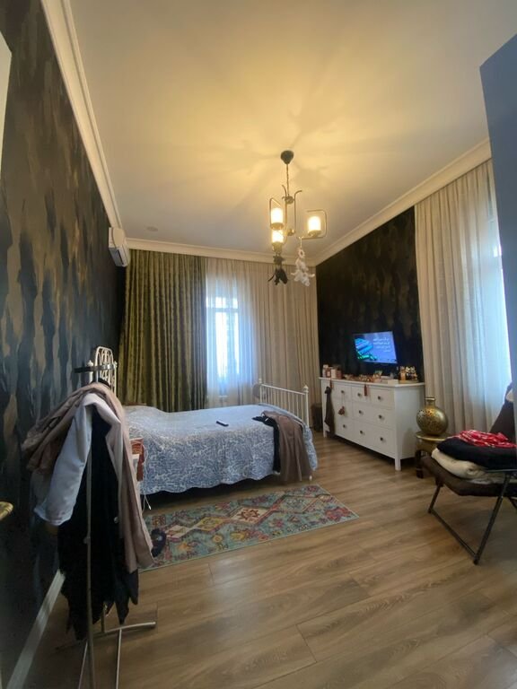Satılır 4 otaqlı yeni tikili, 157 m², İnşaatçılar m.-18