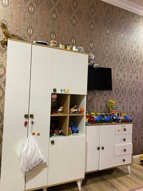Satılır 4 otaqlı yeni tikili, 157 m², İnşaatçılar m.-21