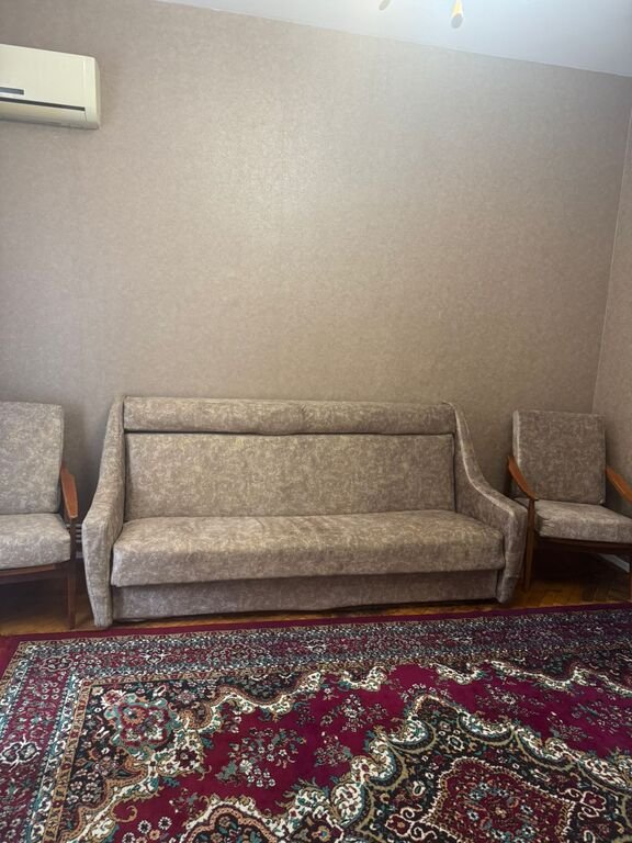 Kirayə verilir 2 otaqlı köhnə tikili, 40 m², 28 May m.-1