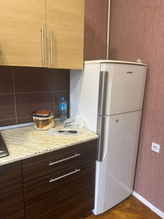 Kirayə verilir 2 otaqlı köhnə tikili, 40 m², 28 May m.-4