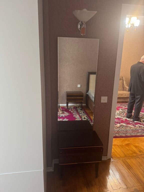 Kirayə verilir 2 otaqlı köhnə tikili, 40 m², 28 May m.-12