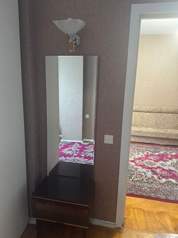 Kirayə verilir 2 otaqlı köhnə tikili, 40 m², 28 May m.-14